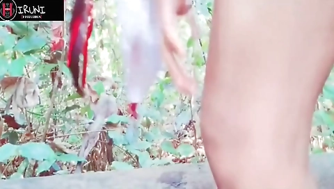 Pissing Public Outdoors - Hindi Girl Pissing