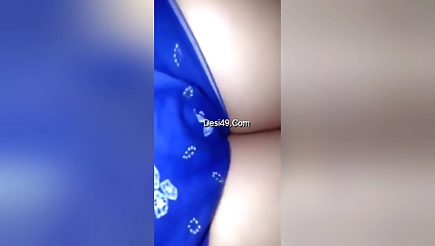 Today Exclusive- Cute Desi Girl Showing Her Boobs And Pussy