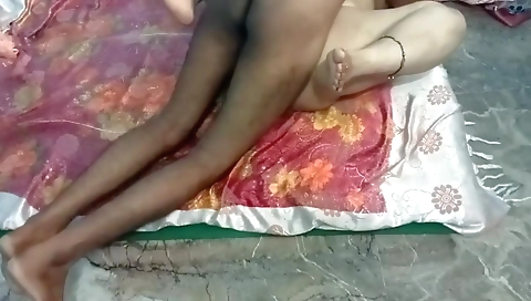 Rashmi Bhabhi Home Sex Video