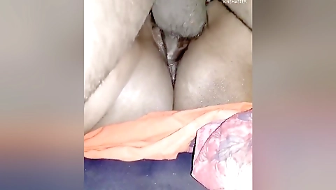 Meri Chut Ko Bf Ne Pahli Bar Khoob Choda