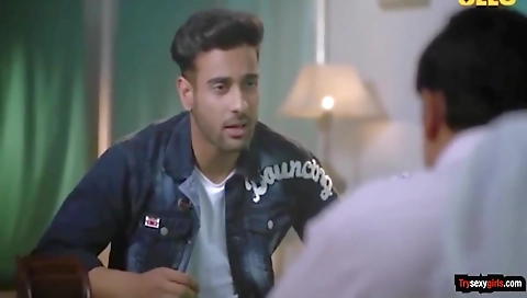 Indian Girl Has Hard Sex With Boyfriend In Hotel