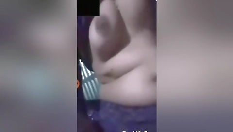 Cute Bangla Girl Showing Her Boobs And Pussy