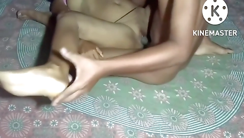 Village Bhabi Sonali Ki Mast Chudai