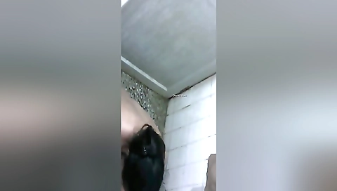 Today Exclusive- Desi Girl Bathing Record In