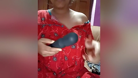 Today Exclusive- Village Bhabhi Enjoy With Dildo 2