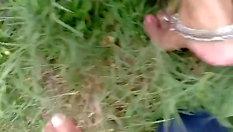 Bhabhi Ko Ganne Ke Khet Me Chod Diya