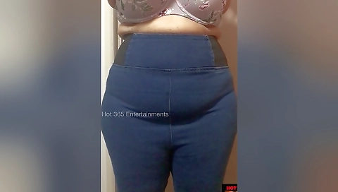Tamil Actress And Huge Boobs - Suck My Huge Milky Boobs - Changing Clothes