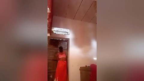 Today Exclusive -desi Village Girl Shows Her Boobs