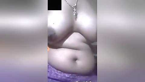 Today Exclusive-horny Desi Girl Showing Her Boobs And Pussy On Video Call 2
