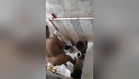 Today Exclusive- Desi Milf Nude Video Record In