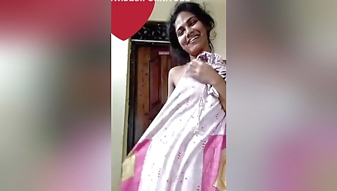 Shy Mallu Girl Shows Her Boobs And Pussy