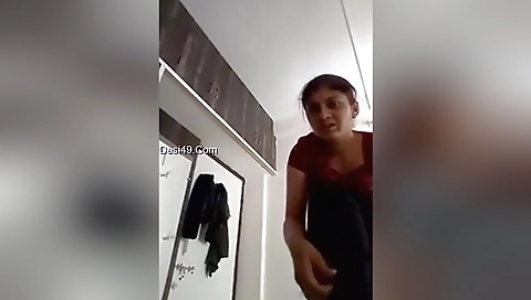 Cute Desi Girl Shows Her Boobs And Ass 2