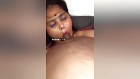 Horny Bhabhi Blowjob And Pussy Fingering 2