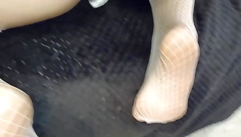 I Touch Myself In Front Of A Mature Woman And She Puts Her Big Ass On Me To Excite Me