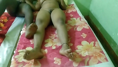 Tamil Grils Hand Job To Har Boyfriend And Show Her Boobs