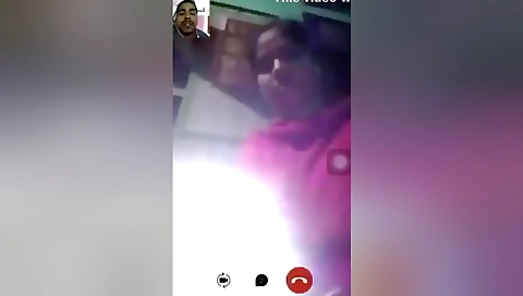 Cute Desi Girl Shows Her Boobs And Pussy