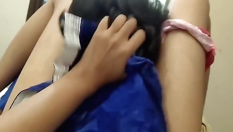 Bhen Gives First Experience To Bhai How To Fuck With Hindi Audio. When She Is Getting Bored He Starts Talking Dirty