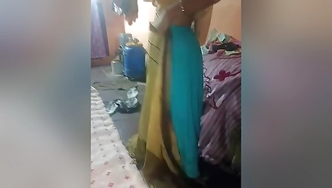 Today Exclusive- Desi Village Bhabhi Pussy Licking