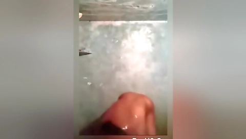 Today Exclusive- Tamil Bhabhi Record Her Bathing Video 2