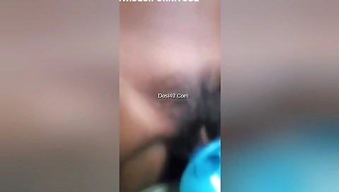 Today Exclusive- Shy Lankan Girl Showing Her Boobs