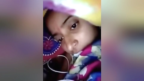 Today Exclusive- Cute Desi Girl Showing Her Boobs And Pussy On Video Call 3