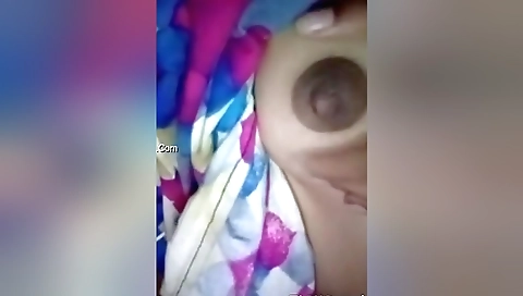 Today Exclusive- Cute Desi Girl Showing Her Boobs And Pussy On Video Call 3