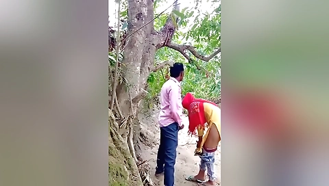Today Exclusive- Desi Village Lover Outdoor Fucking 2
