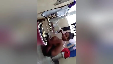 Today Exclusive-cute Desi Girl Bathing