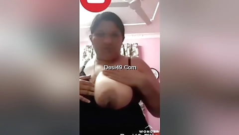 Today Exclusive- Horny Punjabi Bhabhi Showing Her Big Boobs To Lover