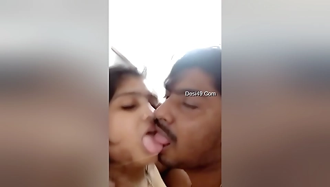 Super Horny Desi Bhabhi Ridding Dick