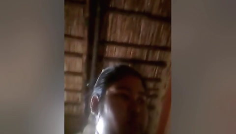 Today Exclusive -desi Bhabhi Shows Her Pussy