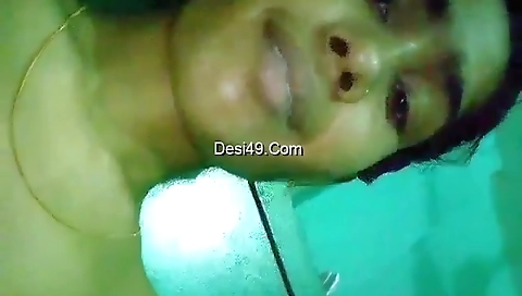 Today Exclusive- Desi Village Girl Showing Her Boobs 1