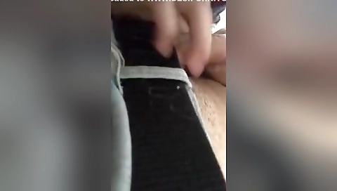 Desconocida Me Chupa Hasta Hacerme Venir En El Autobus Publico!!