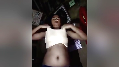 Today Exclusive- Desi Village Girl Record Her Nude Video For Lover 1