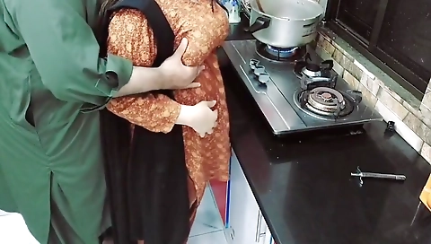 Desi Housewife Fucked Roughly In Kitchen While She Is Cooking With Hindi Audio
