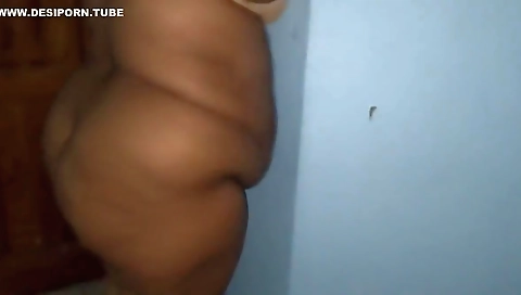 To Overcome Loneliness, Desi Bhabhi Had Sex With Room Wall