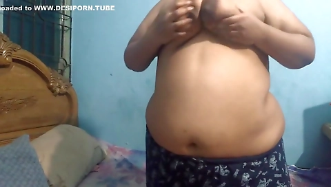 Hot Webcam - Desi Girl In The Mood