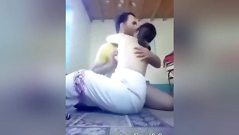 Today Exclusive- Desi Couple Romance And Fucking