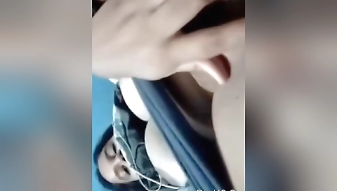 Today Exclusive- Sexy Desi Girl Showing Her Boobs And Wet Pussy 2