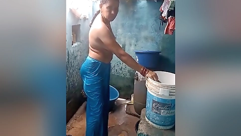 Today Exclusive- Desi Bhabhi Record Her Bathing Video For Lover 1