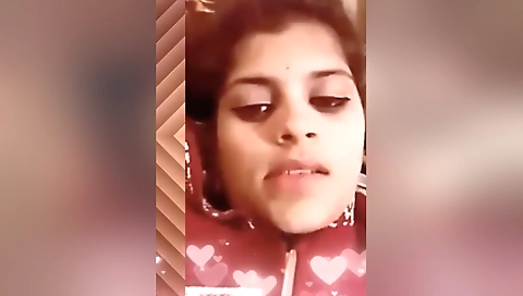 Today Exclusive- Desi Girl Showing Her Boobs On Video Call 2