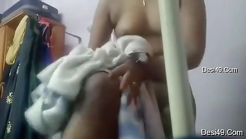 Today Exclusive- Horny Tamil Wife Record Nude Video For Hubby