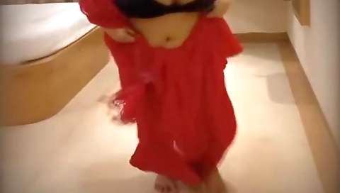 Huge Boobs In Indian Bbw And Ass In Red Saree Musical Video