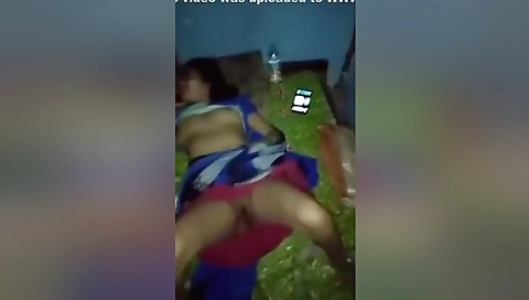 பூல் போகல உள்ள - Tamil Couple Sex