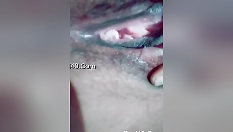 Today Exclusive- Horny Desi Girl Showing Her Boobs And Pussy 1