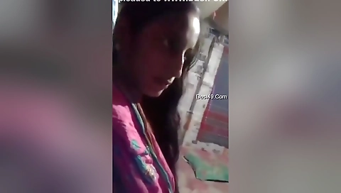 Today Exclusive- Bangla Girl Showing Her Boobs