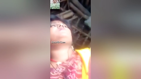 Village Bhabhi Shows Her Boobs And Pussy