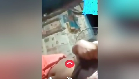 Desi Village Girl Shows Her Boobs