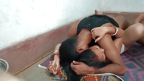 Desi Indian Romantic Horny Wife Got Hard Cock Of Her Neighbour Dever