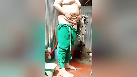 Horny Boudi Bathing 1